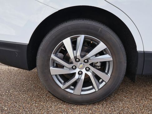 Certified 2022 Chevrolet Equinox Premier w/ LPO, Floor Liner Package image 28