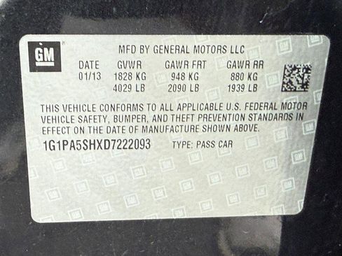 Used 2013 Chevrolet Cruze LS image 19