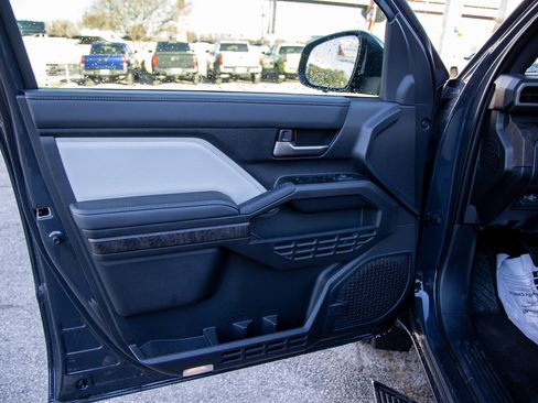 Used 2024 Toyota Tacoma Limited image 43