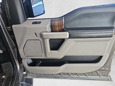 Used 2015 Ford F150 Lariat w/ Equipment Group 502A Luxury image 13