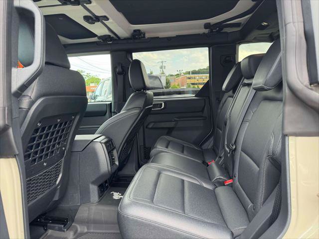 Used 2026 Ford Bronco Badlands AWD/4WD image 14