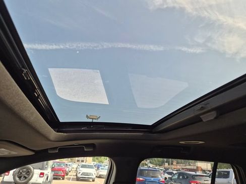 Used 2023 Chevrolet Traverse RS w/ LPO, Floor Liner Package AWD/4WD image 22
