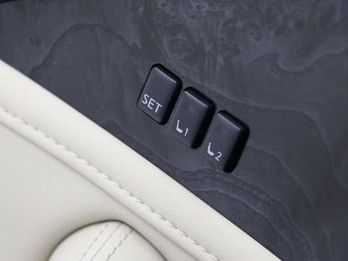 Used 2024 INFINITI QX80 Luxe w/ Cargo Package image 34