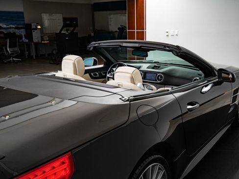 Used 2017 Mercedes-Benz SL 450 image 32