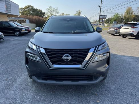 Used 2023 Nissan Rogue SL image 2