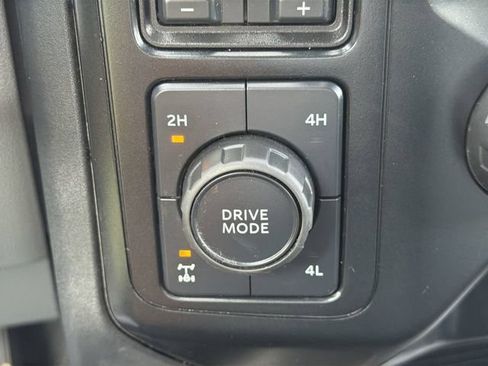 Used 2023 Ford F250 XLT w/ FX4 Off-Road Package AWD/4WD image 22