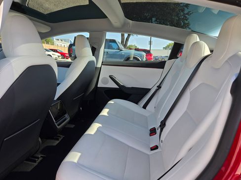 Used 2025 Tesla Model 3 Long Range AWD/4WD image 14