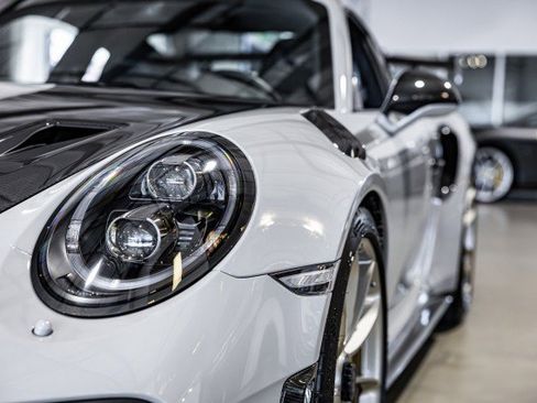 Used 2019 Porsche 911 GT2 RS w/ Weissach Package image 52