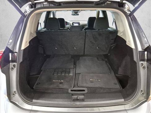 Used 2025 Nissan Rogue SV AWD/4WD image 7