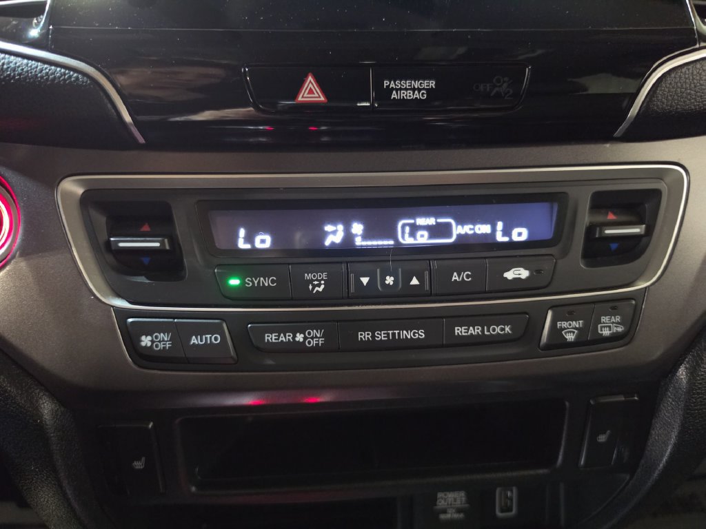 Used 2021 Honda Pilot Special Edition image 17