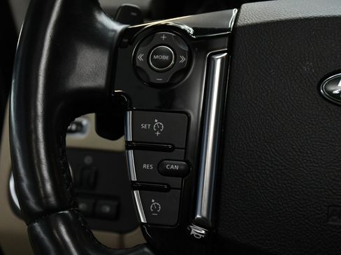 Used 2016 Land Rover LR4 HSE image 21