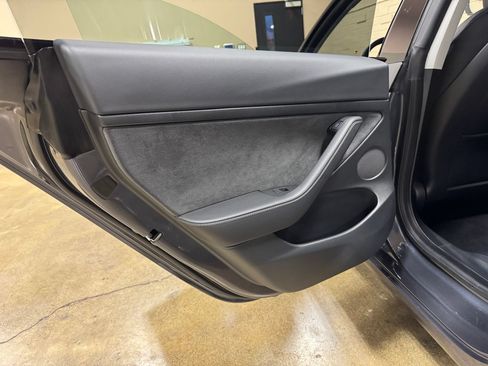 Used 2023 Tesla Model 3 Standard Range RWD image 30