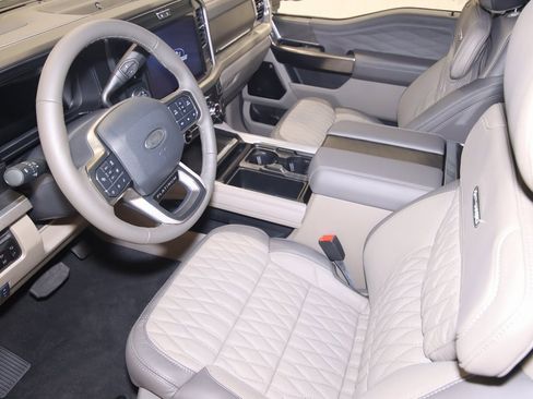 New 2026 Ford F450 Platinum image 29
