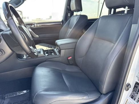 Certified 2023 Lexus GX 460 Premium AWD/4WD image 11