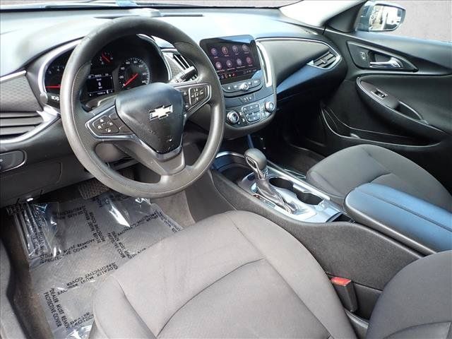 Used 2021 Chevrolet Malibu LT FWD image 9