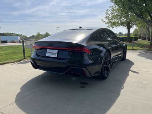 Used 2024 Audi RS 7 Performance image 10