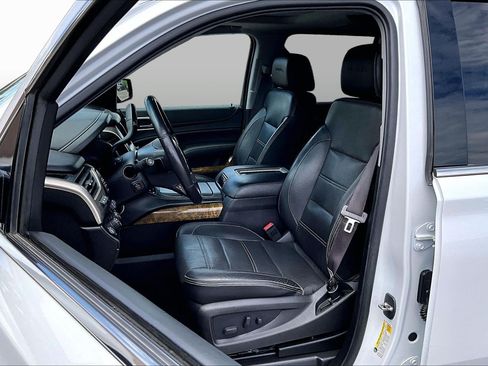 Used 2016 GMC Yukon Denali w/ Open Road Package AWD/4WD image 26
