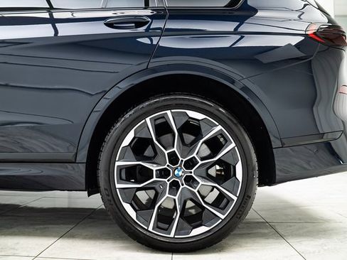 Used 2026 BMW X7 M60i image 17