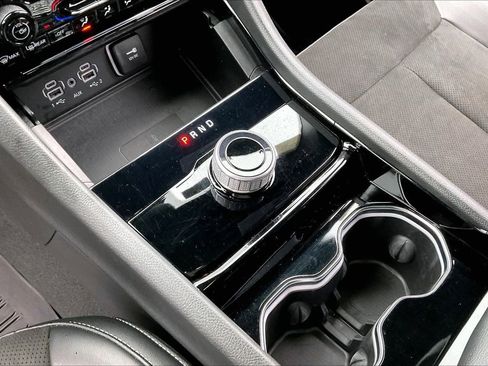 Certified 2023 Jeep Grand Cherokee L Laredo AWD/4WD image 33