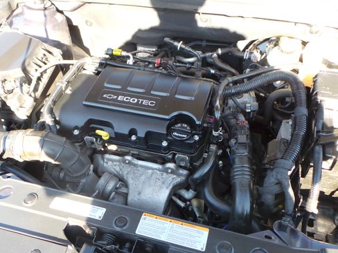 Used 2014 Chevrolet Cruze LT image 28