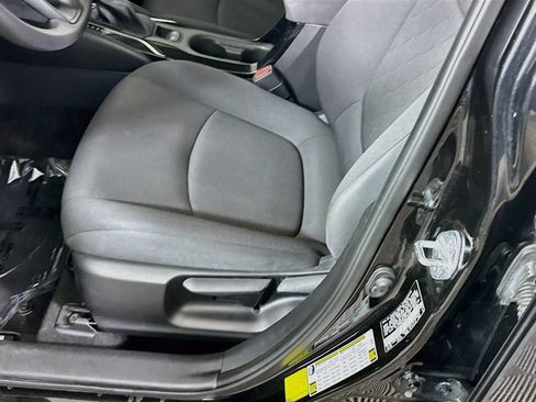 Used 2022 Toyota Corolla LE FWD image 22