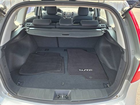 Used 2010 Hyundai Elantra SE FWD image 24