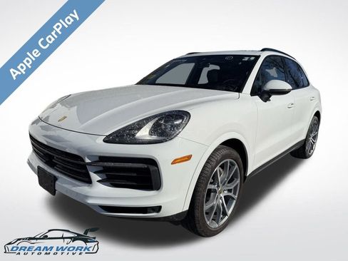 Used 2020 Porsche Cayenne image 1