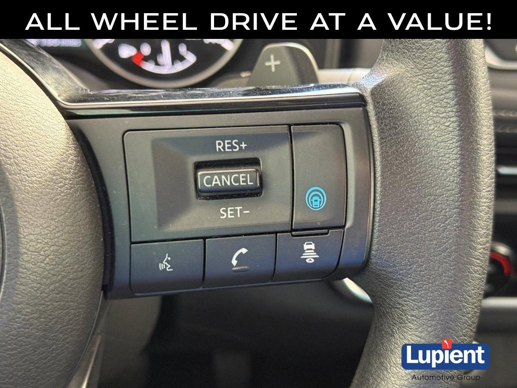Used 2023 Nissan Rogue SV AWD/4WD image 26