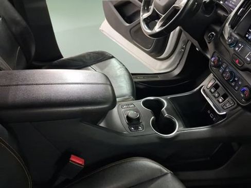 Used 2020 GMC Terrain SLT FWD image 21