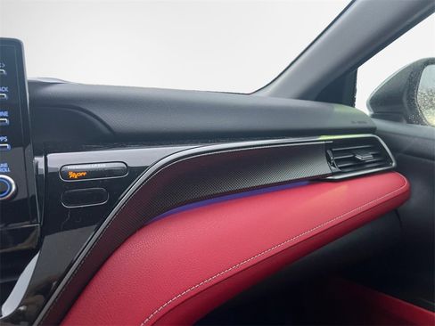 Used 2022 Toyota Camry XSE image 22