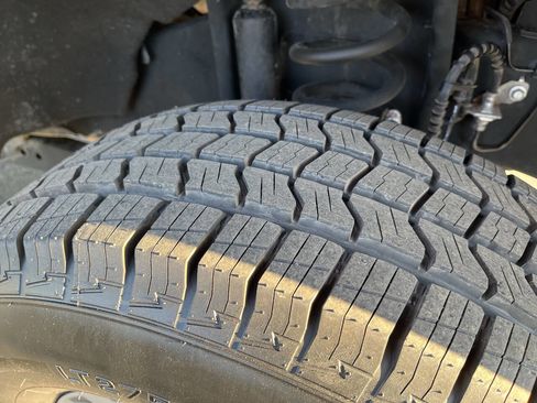 Used 2018 Ford F250 XLT w/ Camper Package image 25