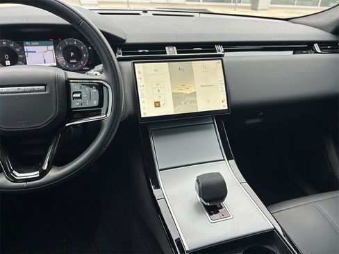 Used 2025 Land Rover Range Rover Velar S image 17