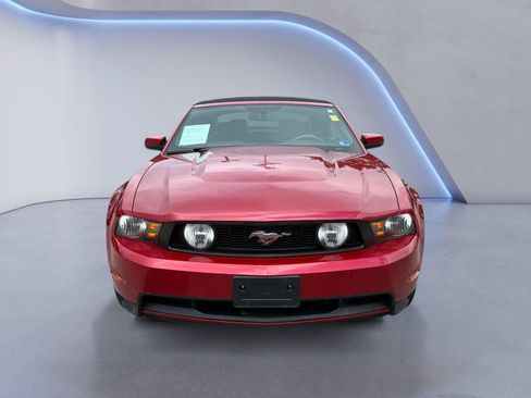 Used 2011 Ford Mustang GT Premium w/ Comfort Pkg RWD image 8