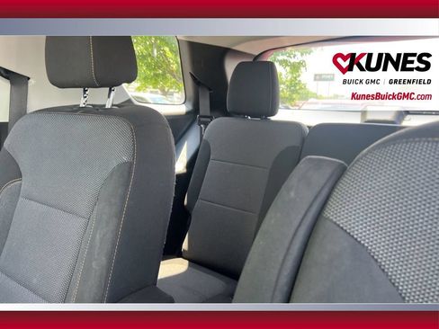 Used 2019 Chevrolet Traverse LT AWD/4WD image 37