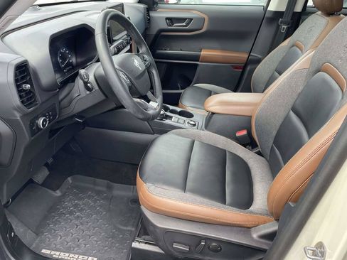 Used 2024 Ford Bronco Sport Outer Banks w/ Tech Package AWD/4WD image 12