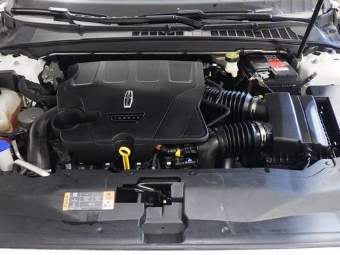 Used 2020 Lincoln Continental Reserve image 12