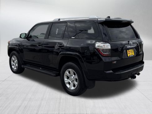 Used 2018 Toyota 4Runner SR5 Premium AWD/4WD image 5