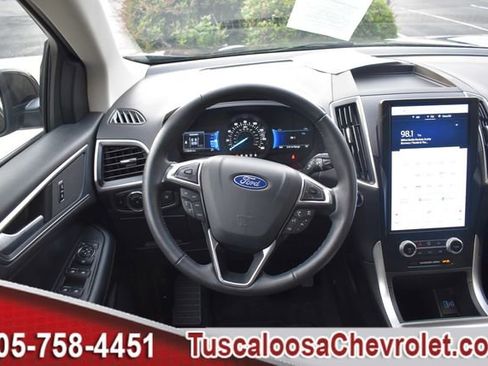 Used 2024 Ford Edge SEL image 26