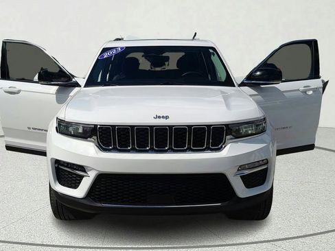 Used 2023 Jeep Grand Cherokee Limited image 9