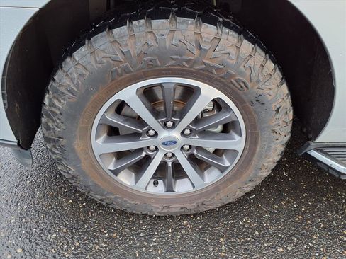 Certified 2019 Ford Expedition XLT w/ Equipment Group 202A image 12