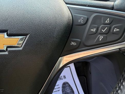 Used 2018 Chevrolet Equinox LT AWD/4WD image 14