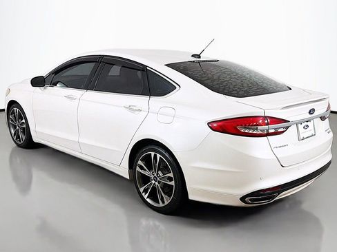 Used 2017 Ford Fusion Titanium image 10