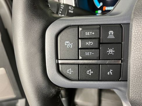 Certified 2023 Ford F150 Lariat w/ Equipment Group 502A High image 17