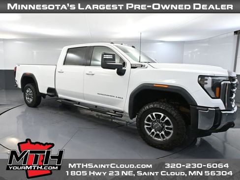 Used 2024 GMC Sierra 3500 SLE image 1