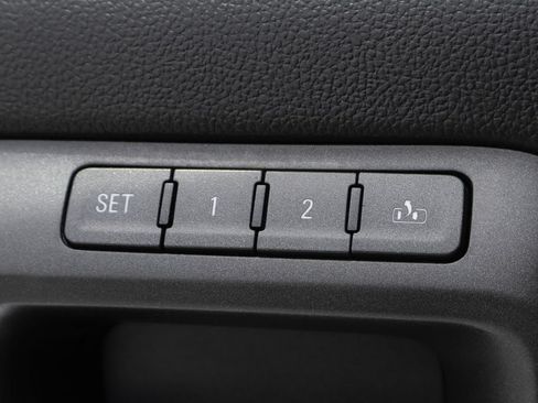 Used 2017 GMC Sierra 1500 Denali AWD/4WD image 19