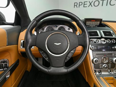 Used 2014 Aston Martin DB9 Volante RWD image 27