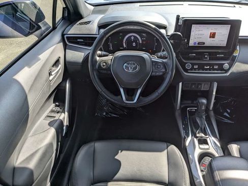Used 2024 Toyota Corolla Cross AWD Hybrid w/ Convenience Package image 16