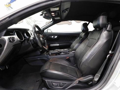 Used 2020 Ford Mustang Premium image 42