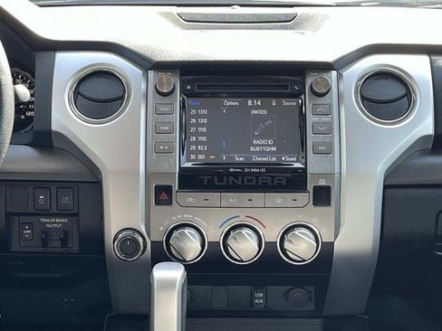 Used 2018 Toyota Tundra SR5 w/ SR5 Upgrade Package image 15