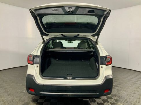 Used 2023 Subaru Outback Premium AWD/4WD image 16